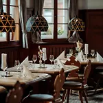 Hotel Resl Flachau