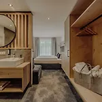 Resl Hotel